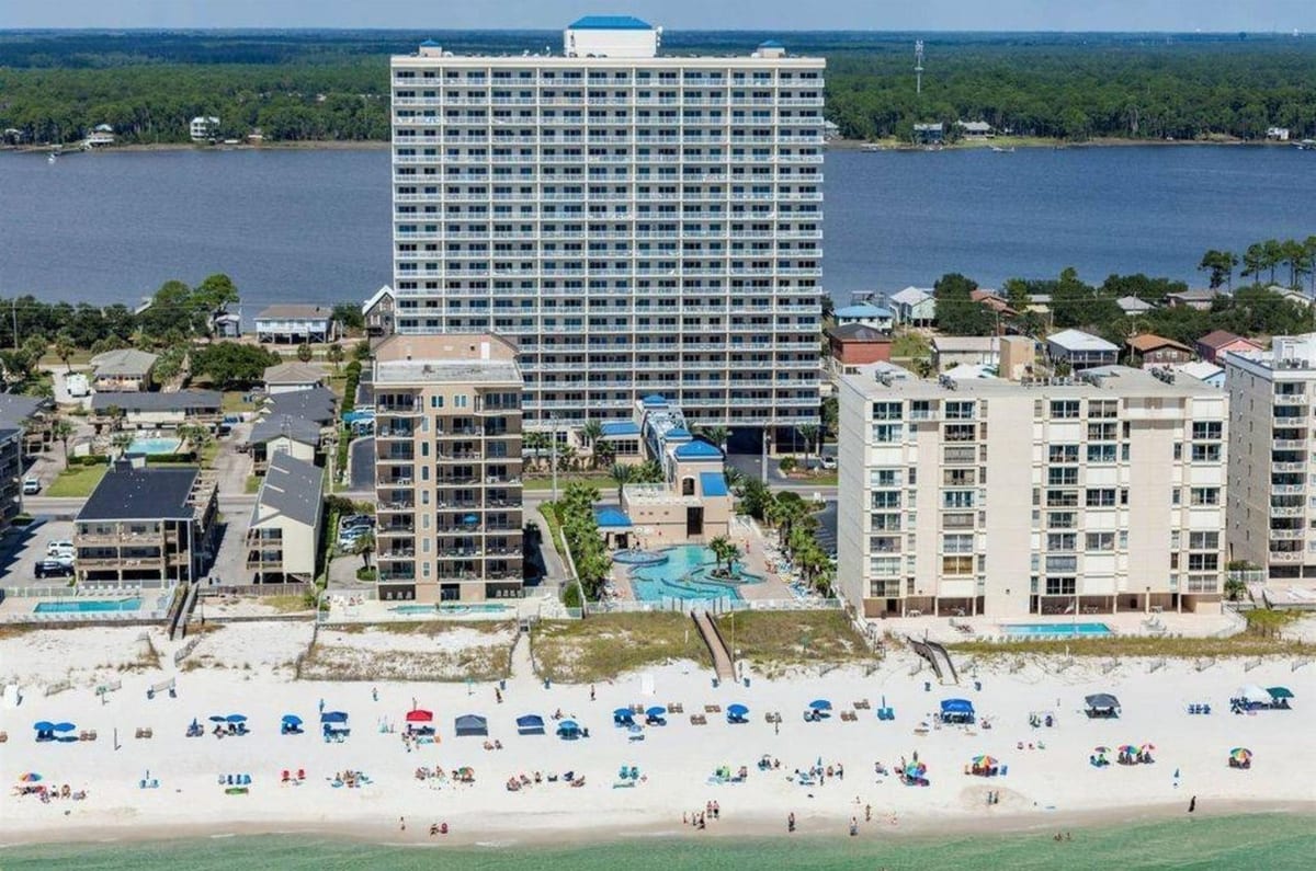 Crystal Tower condos in Gulf Shores